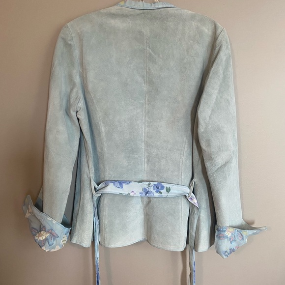 Danier Suede Blazer Light Blue with Floral Lining 
Belted Size M - Picture 6 of 8